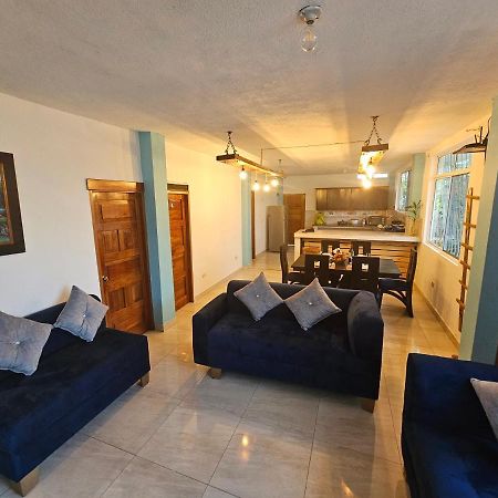 Lovely Inn San Cristóbal Ngoại thất bức ảnh