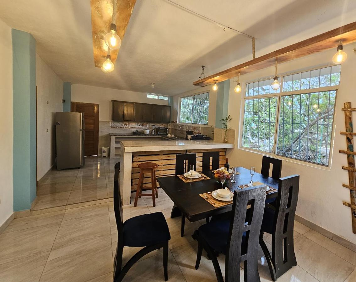 Lovely Inn San Cristóbal Ngoại thất bức ảnh