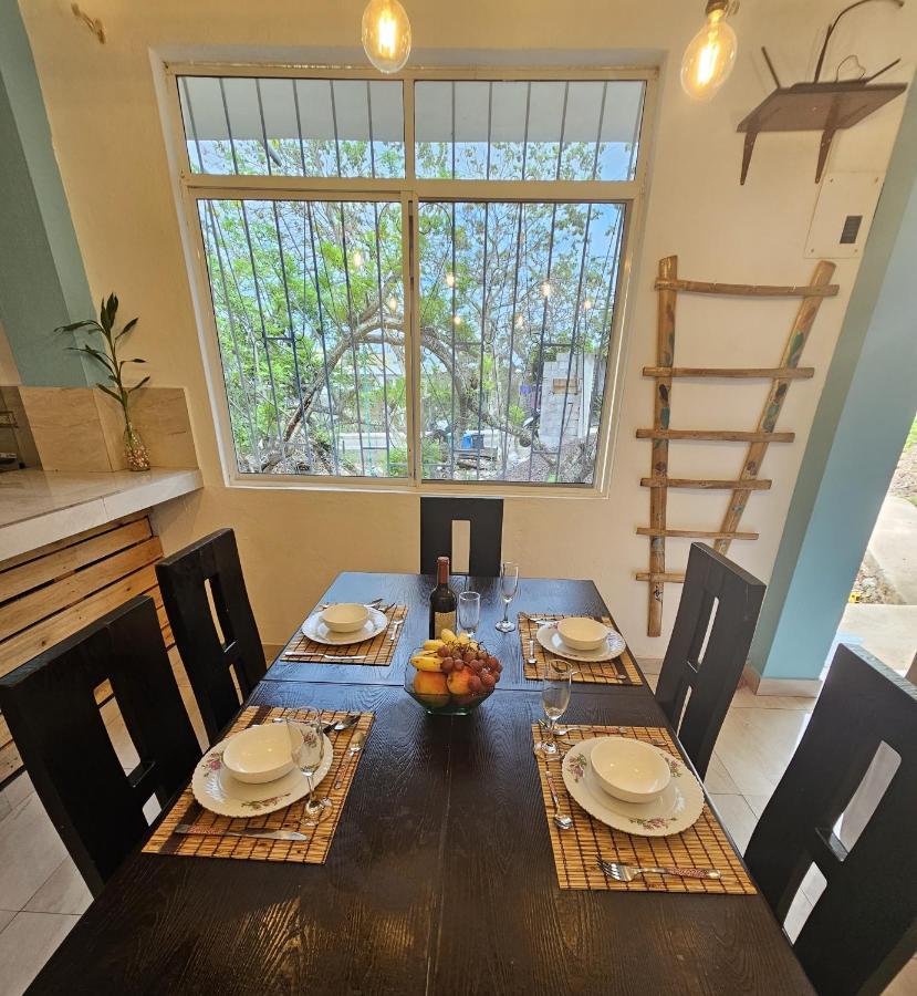 Lovely Inn San Cristóbal Ngoại thất bức ảnh